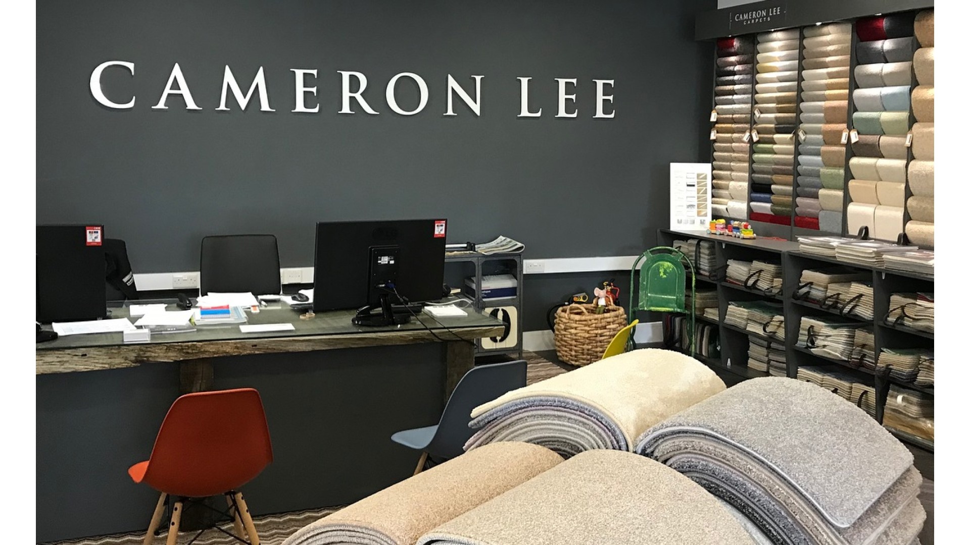 https://bristolfloor.com/image/cache/catalog/aboutus2-1920x1080.jpg